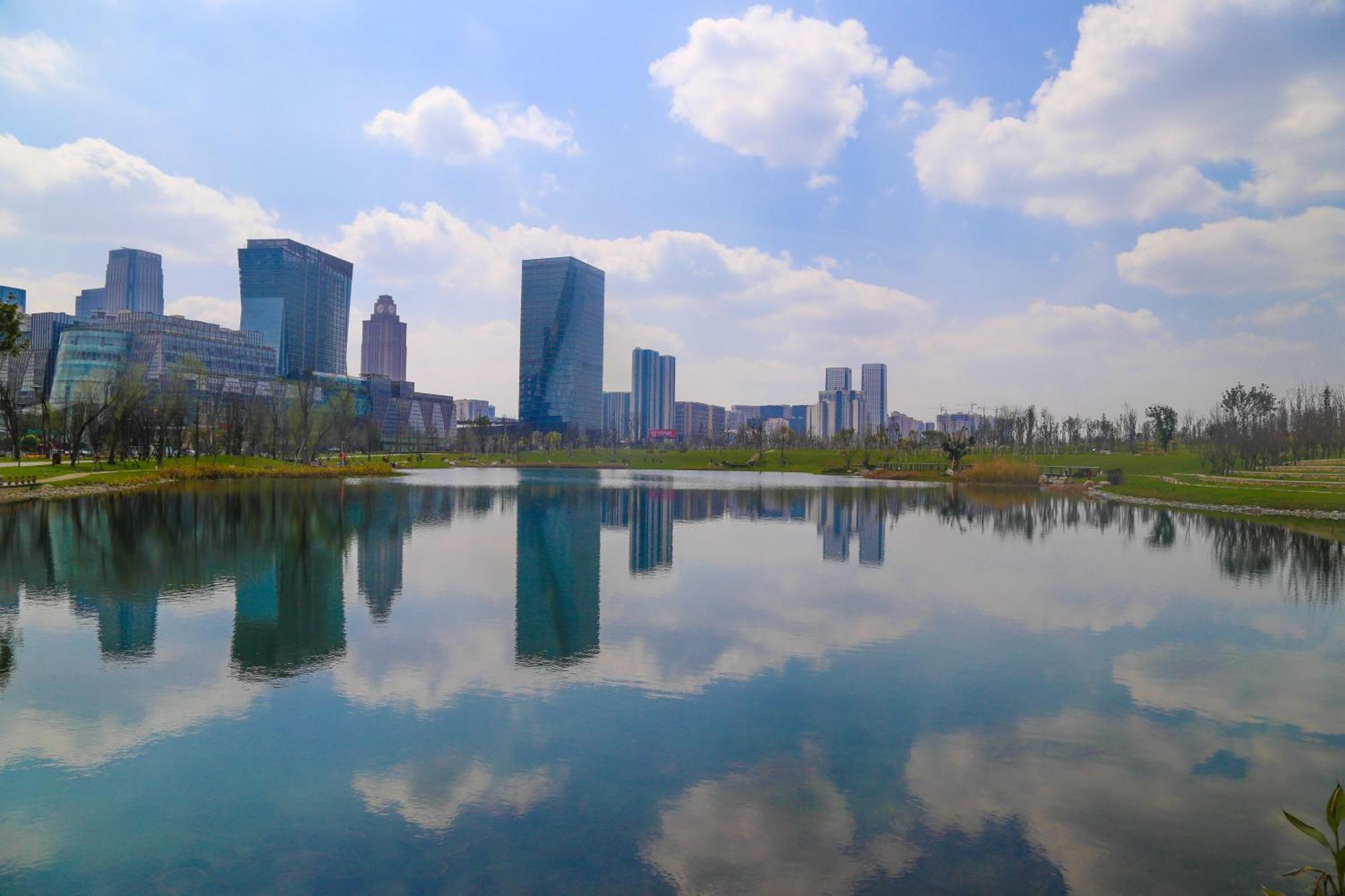 Holiday Inn Chengdu Century City-Easttower Екстер'єр фото