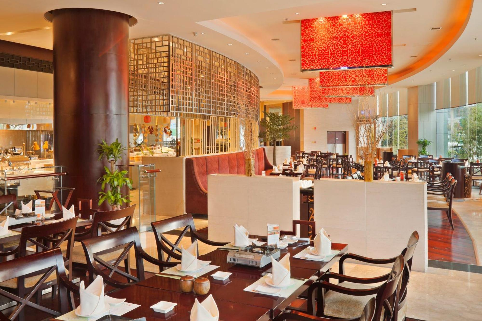 Holiday Inn Chengdu Century City-Easttower Екстер'єр фото